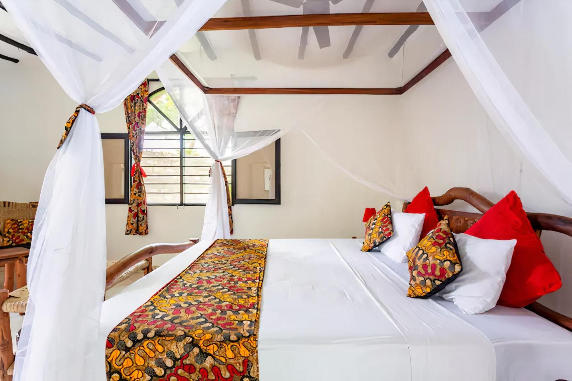 디아니 해변 Zarafa House B&B 외부 사진